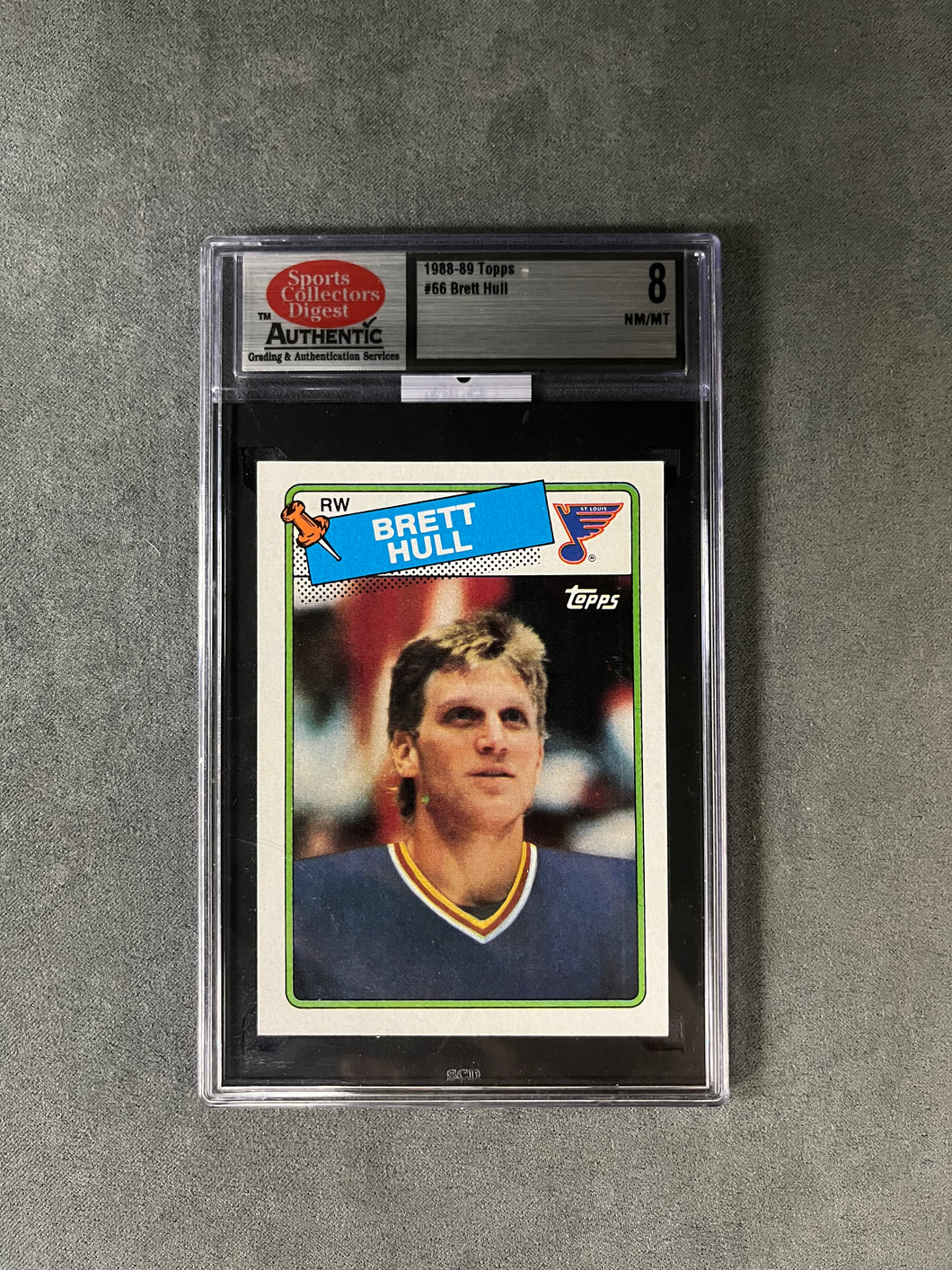SCD AUTHENTIC 8 NM/MT #66 BRETT HULL 1988-89 TOPPS